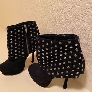 Ankle booties